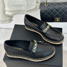 Chanel Low Shoes